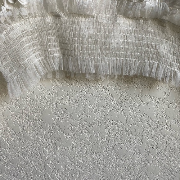 The Way See-through White Mesh Flower Applique Lantern Sleeves Lace Blouse OS - Picture 12 of 13